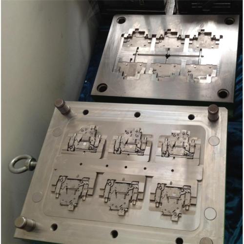 教你如何對汽車連接器模具零件毛坯處理